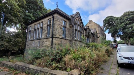 Former Almondbury Library   3