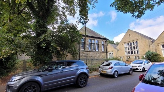 Former Almondbury Library   4