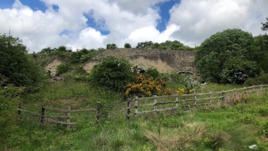 Lime kilns   fence