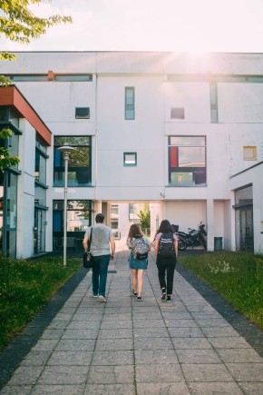 students head to class scaled